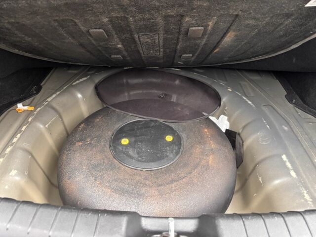 Сірий Хендай Елантра, об'ємом двигуна 1.6 л та пробігом 111 тис. км за 11900 $, фото 20 на Automoto.ua