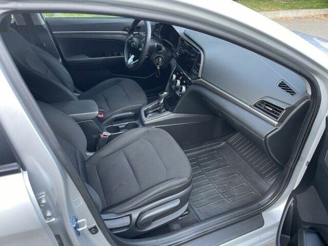 Серый Хендай Элантра, объемом двигателя 2 л и пробегом 96 тыс. км за 12399 $, фото 17 на Automoto.ua