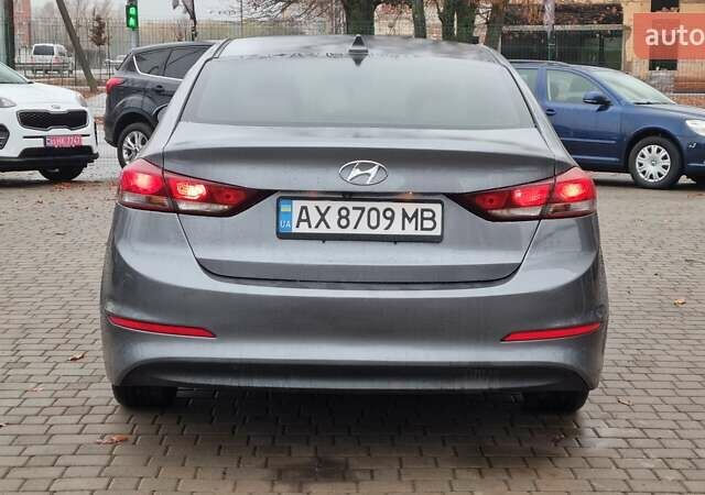 Серый Хендай Элантра, объемом двигателя 2 л и пробегом 89 тыс. км за 11100 $, фото 6 на Automoto.ua