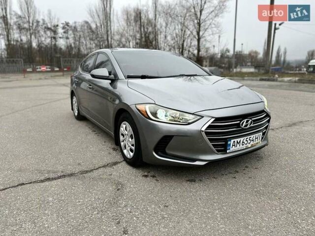Серый Хендай Элантра, объемом двигателя 2 л и пробегом 175 тыс. км за 11200 $, фото 6 на Automoto.ua