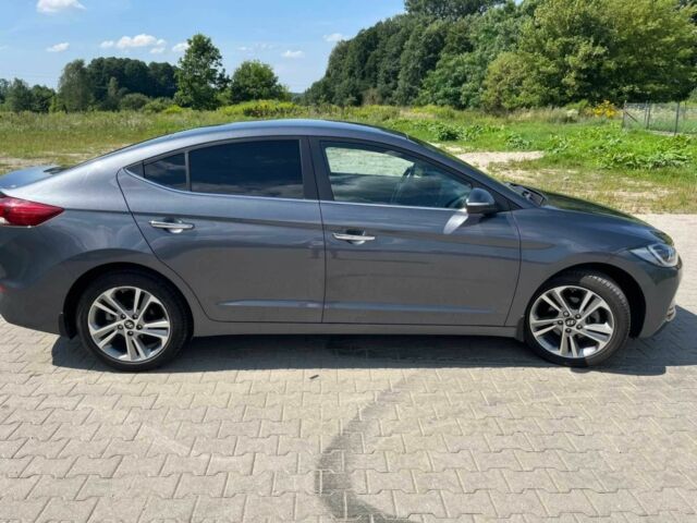 Серый Хендай Элантра, объемом двигателя 1.6 л и пробегом 32 тыс. км за 8000 $, фото 3 на Automoto.ua