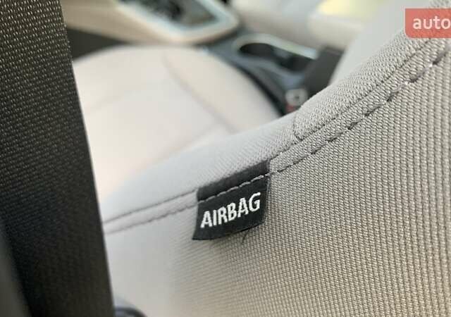 Сірий Хендай Елантра, об'ємом двигуна 2 л та пробігом 165 тис. км за 10700 $, фото 18 на Automoto.ua