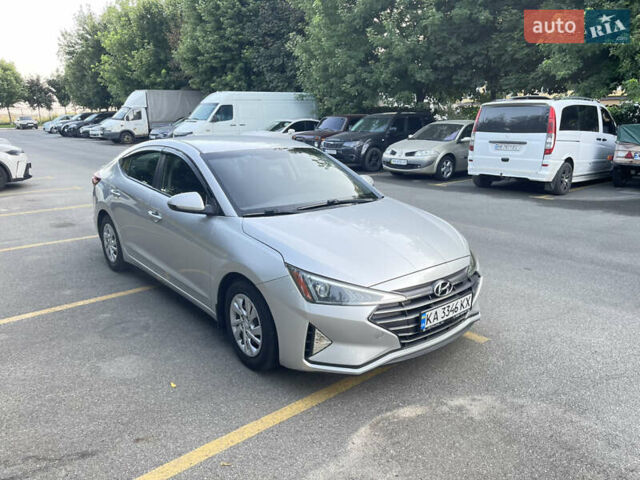 Серый Хендай Элантра, объемом двигателя 2 л и пробегом 96 тыс. км за 12750 $, фото 4 на Automoto.ua
