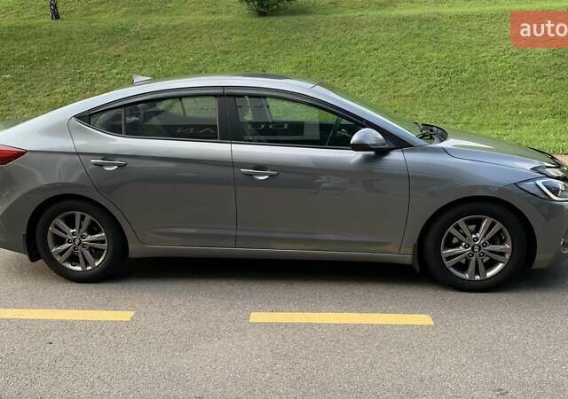 Сірий Хендай Елантра, об'ємом двигуна 2 л та пробігом 165 тис. км за 10700 $, фото 10 на Automoto.ua