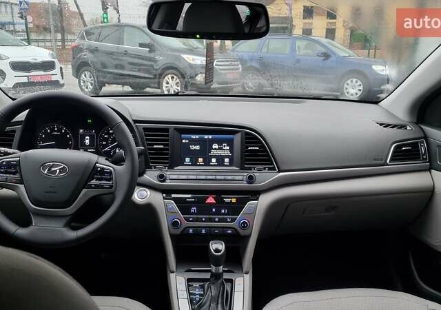 Серый Хендай Элантра, объемом двигателя 2 л и пробегом 89 тыс. км за 11100 $, фото 27 на Automoto.ua
