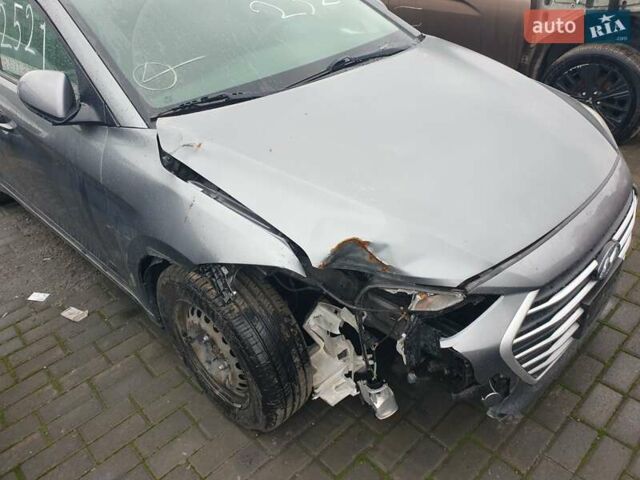 Сірий Хендай Елантра, об'ємом двигуна 2 л та пробігом 110 тис. км за 10300 $, фото 2 на Automoto.ua