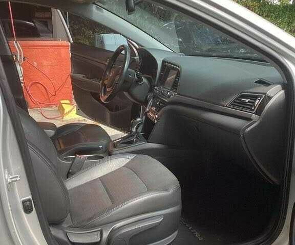 Серый Хендай Элантра, объемом двигателя 2 л и пробегом 50 тыс. км за 2800 $, фото 7 на Automoto.ua