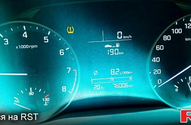 Серый Хендай Элантра, объемом двигателя 1.6 л и пробегом 76 тыс. км за 10500 $, фото 6 на Automoto.ua