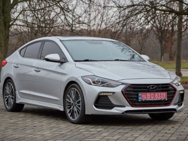 Серый Хендай Элантра, объемом двигателя 1.6 л и пробегом 145 тыс. км за 12500 $, фото 2 на Automoto.ua