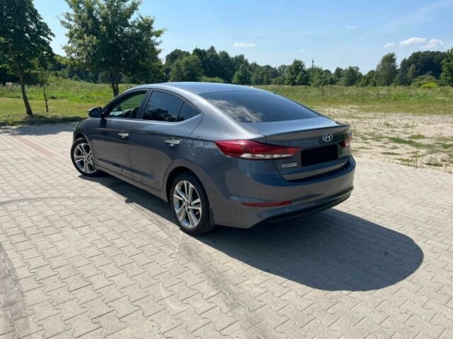 Серый Хендай Элантра, объемом двигателя 1.6 л и пробегом 32 тыс. км за 8000 $, фото 5 на Automoto.ua