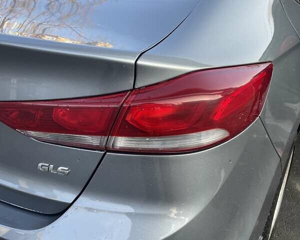 Сірий Хендай Елантра, об'ємом двигуна 1.6 л та пробігом 127 тис. км за 14400 $, фото 6 на Automoto.ua