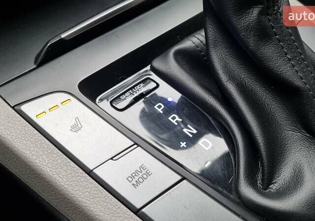 Серый Хендай Элантра, объемом двигателя 2 л и пробегом 89 тыс. км за 11100 $, фото 24 на Automoto.ua