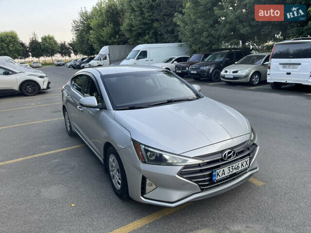 Серый Хендай Элантра, объемом двигателя 2 л и пробегом 96 тыс. км за 12750 $, фото 6 на Automoto.ua
