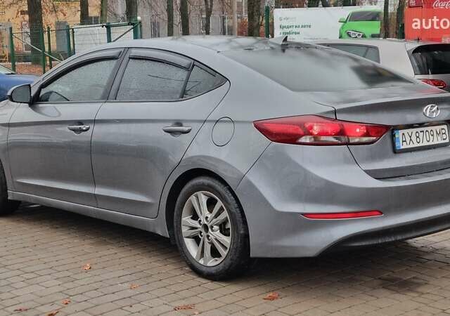 Серый Хендай Элантра, объемом двигателя 2 л и пробегом 89 тыс. км за 11100 $, фото 8 на Automoto.ua