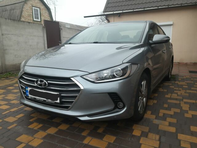 Сірий Хендай Елантра, об'ємом двигуна 0 л та пробігом 132 тис. км за 10900 $, фото 3 на Automoto.ua