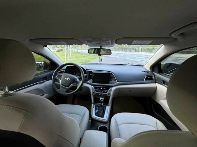 Сірий Хендай Елантра, об'ємом двигуна 2 л та пробігом 153 тис. км за 6900 $, фото 8 на Automoto.ua