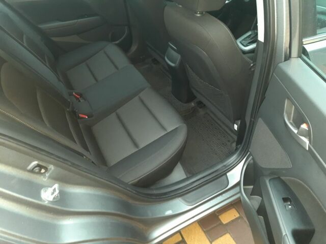 Сірий Хендай Елантра, об'ємом двигуна 0 л та пробігом 132 тис. км за 10900 $, фото 15 на Automoto.ua