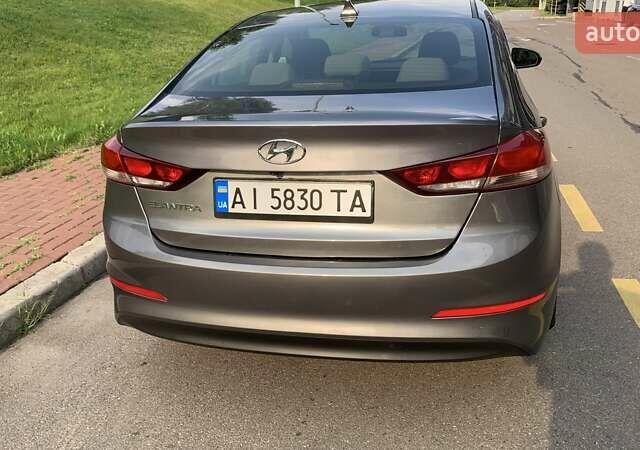 Сірий Хендай Елантра, об'ємом двигуна 2 л та пробігом 165 тис. км за 10700 $, фото 6 на Automoto.ua