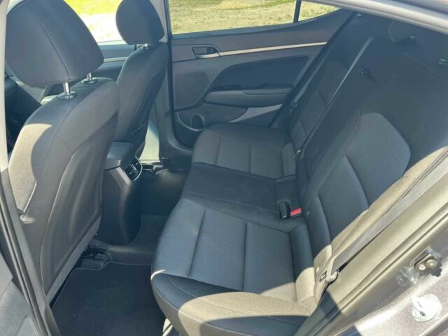 Серый Хендай Элантра, объемом двигателя 1.6 л и пробегом 32 тыс. км за 8000 $, фото 11 на Automoto.ua