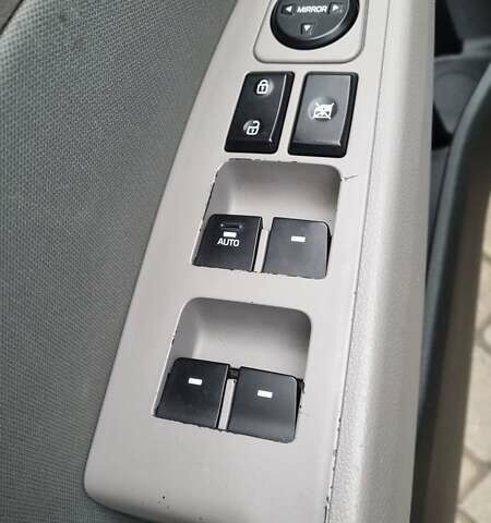 Серый Хендай Элантра, объемом двигателя 2 л и пробегом 89 тыс. км за 11100 $, фото 16 на Automoto.ua