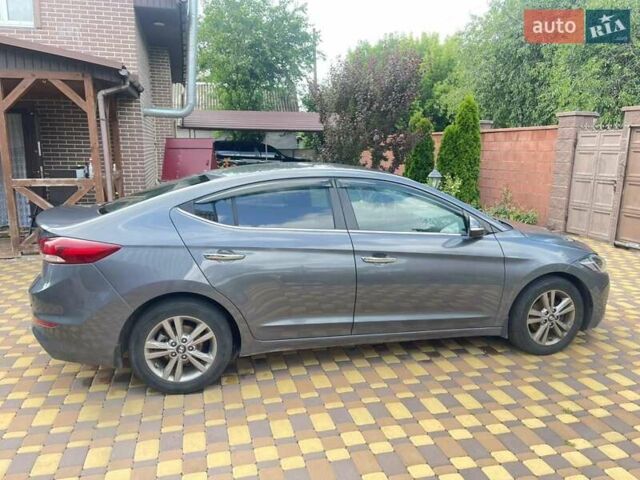 Серый Хендай Элантра, объемом двигателя 1.59 л и пробегом 173 тыс. км за 12000 $, фото 8 на Automoto.ua