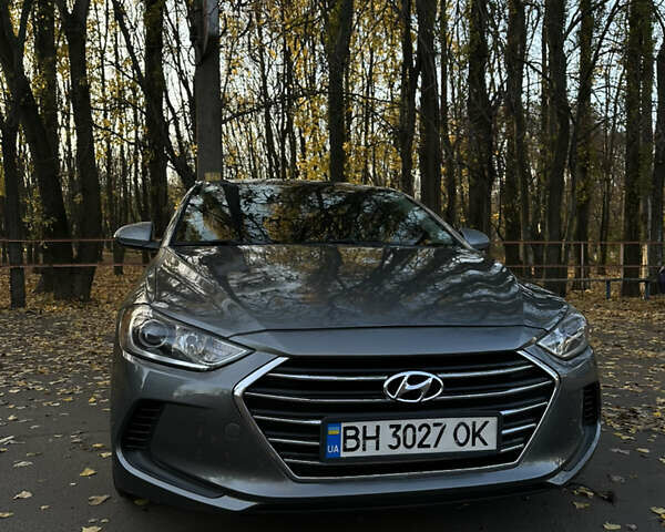 Сірий Хендай Елантра, об'ємом двигуна 2 л та пробігом 160 тис. км за 12800 $, фото 19 на Automoto.ua