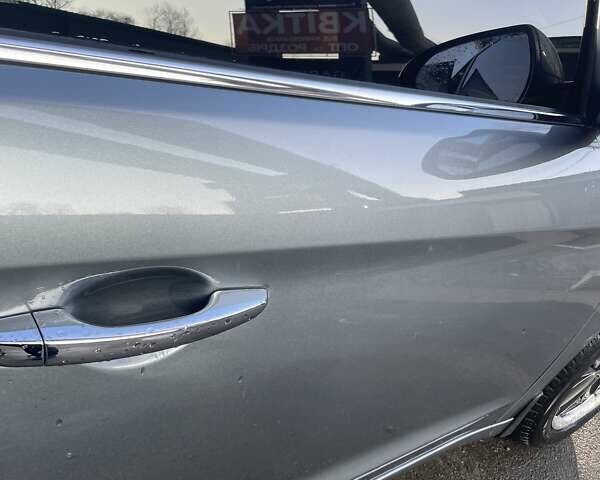 Сірий Хендай Елантра, об'ємом двигуна 1.6 л та пробігом 127 тис. км за 14400 $, фото 7 на Automoto.ua