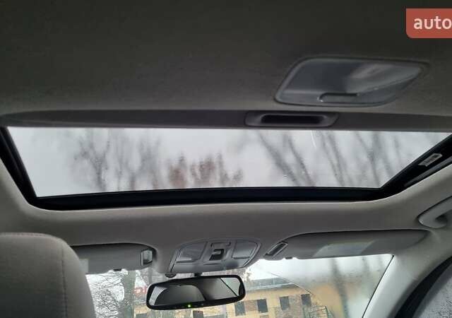 Серый Хендай Элантра, объемом двигателя 2 л и пробегом 89 тыс. км за 11100 $, фото 4 на Automoto.ua