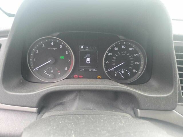 Серый Хендай Элантра, объемом двигателя 2 л и пробегом 62 тыс. км за 2500 $, фото 11 на Automoto.ua