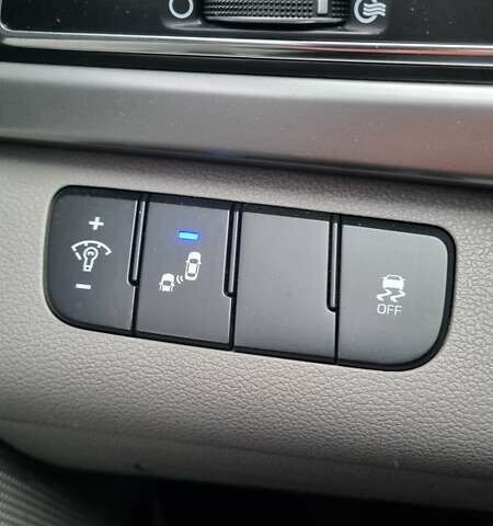 Серый Хендай Элантра, объемом двигателя 2 л и пробегом 89 тыс. км за 11100 $, фото 23 на Automoto.ua