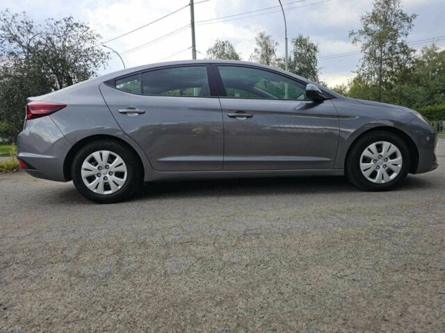 Серый Хендай Элантра, объемом двигателя 2 л и пробегом 24 тыс. км за 16100 $, фото 4 на Automoto.ua