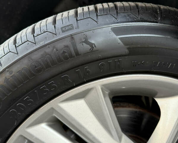 Серый Хендай Элантра, объемом двигателя 2 л и пробегом 92 тыс. км за 13800 $, фото 8 на Automoto.ua