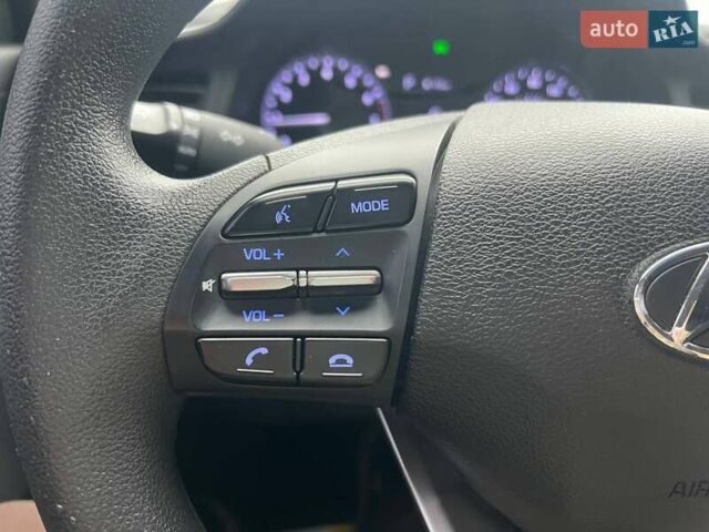 Серый Хендай Элантра, объемом двигателя 2 л и пробегом 62 тыс. км за 14800 $, фото 18 на Automoto.ua