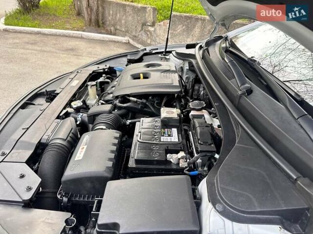 Серый Хендай Элантра, объемом двигателя 2 л и пробегом 132 тыс. км за 12700 $, фото 14 на Automoto.ua