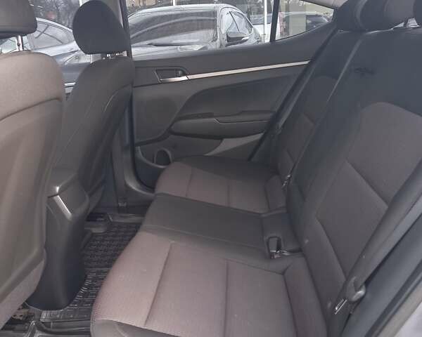 Серый Хендай Элантра, объемом двигателя 1.59 л и пробегом 108 тыс. км за 14500 $, фото 17 на Automoto.ua