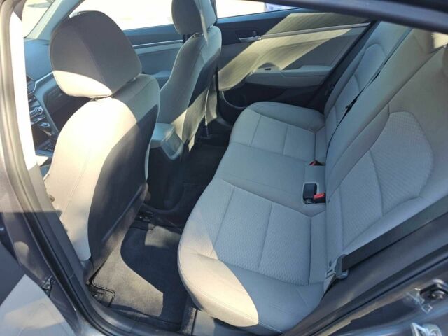 Серый Хендай Элантра, объемом двигателя 2 л и пробегом 24 тыс. км за 16100 $, фото 10 на Automoto.ua