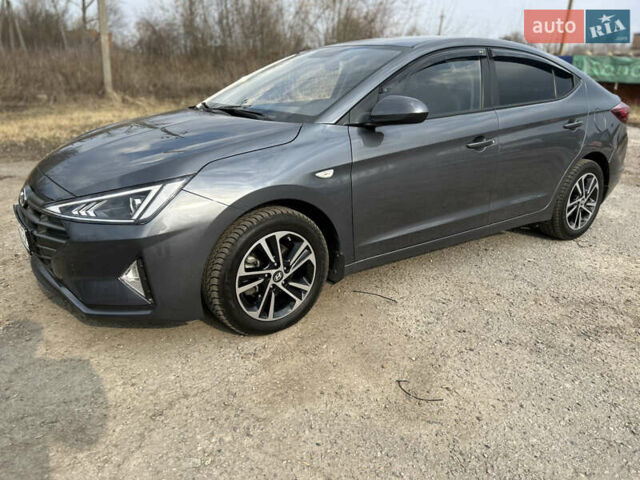 Серый Хендай Элантра, объемом двигателя 1.59 л и пробегом 74 тыс. км за 14500 $, фото 1 на Automoto.ua