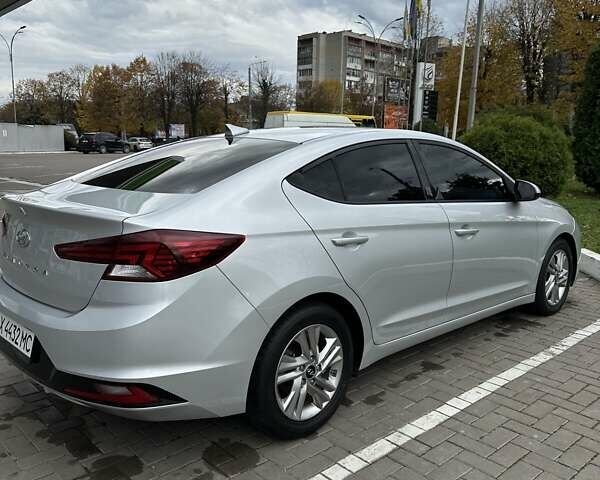 Серый Хендай Элантра, объемом двигателя 2 л и пробегом 62 тыс. км за 14700 $, фото 12 на Automoto.ua