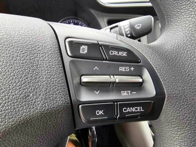 Серый Хендай Элантра, объемом двигателя 2 л и пробегом 24 тыс. км за 16100 $, фото 17 на Automoto.ua