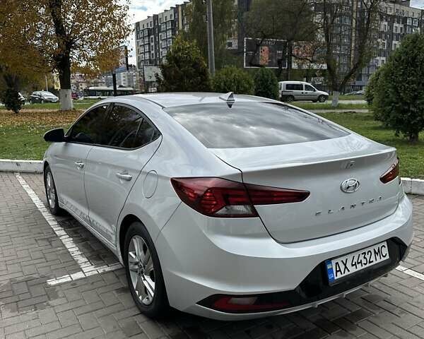 Серый Хендай Элантра, объемом двигателя 2 л и пробегом 62 тыс. км за 14700 $, фото 26 на Automoto.ua