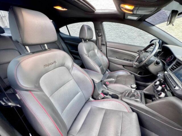 Хендай Элантра 2019 в Киеве на Automoto.ua Серый Хендай Элантра, объемом двигателя 1.6 л и пробегом 36 тыс. км за 5300 $, фото 8 на Automoto.ua