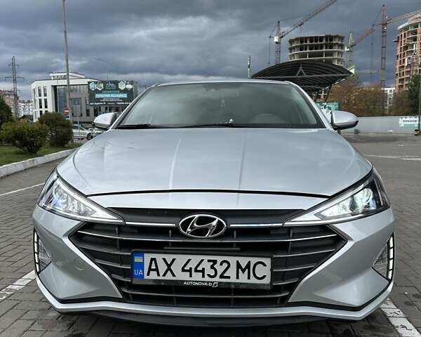 Серый Хендай Элантра, объемом двигателя 2 л и пробегом 62 тыс. км за 14700 $, фото 18 на Automoto.ua