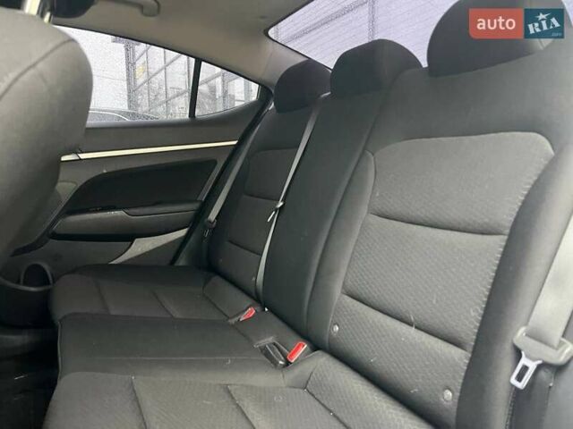 Серый Хендай Элантра, объемом двигателя 2 л и пробегом 62 тыс. км за 14800 $, фото 15 на Automoto.ua