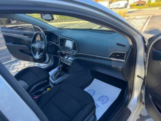 Серый Хендай Элантра, объемом двигателя 2 л и пробегом 45 тыс. км за 3900 $, фото 8 на Automoto.ua