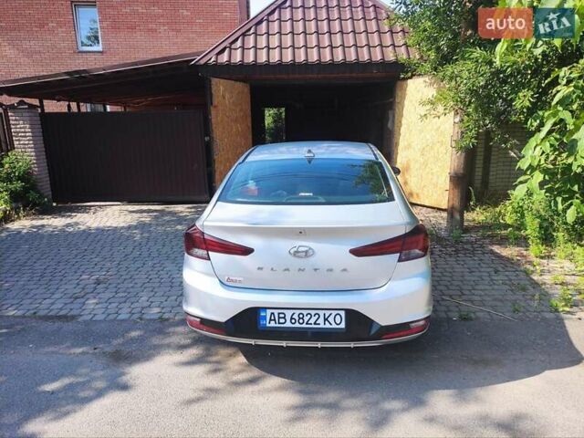 Серый Хендай Элантра, объемом двигателя 2 л и пробегом 71 тыс. км за 15500 $, фото 9 на Automoto.ua