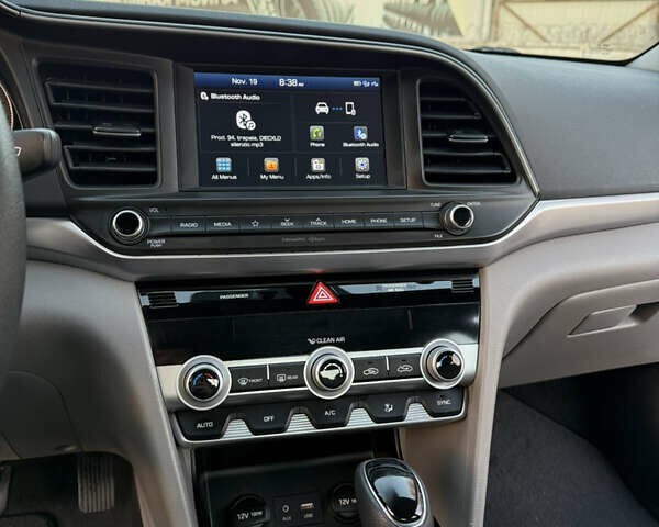 Серый Хендай Элантра, объемом двигателя 2 л и пробегом 92 тыс. км за 13800 $, фото 18 на Automoto.ua