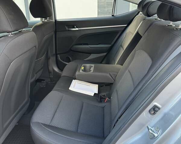 Серый Хендай Элантра, объемом двигателя 1.59 л и пробегом 40 тыс. км за 17500 $, фото 27 на Automoto.ua