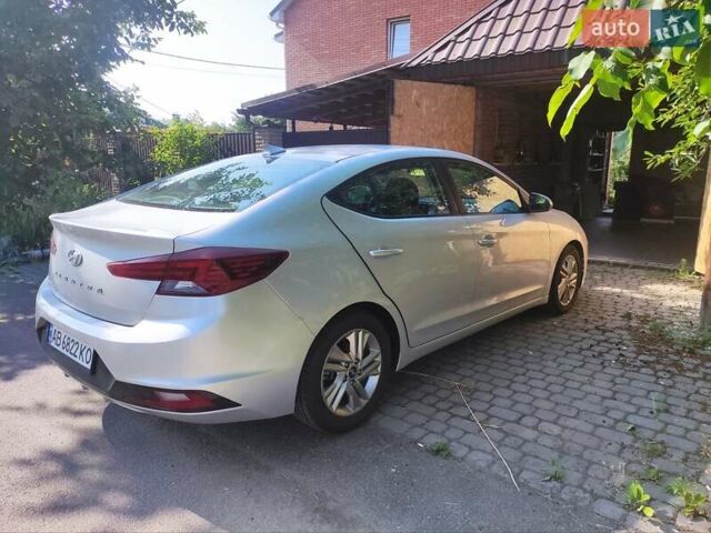 Серый Хендай Элантра, объемом двигателя 2 л и пробегом 71 тыс. км за 15500 $, фото 7 на Automoto.ua
