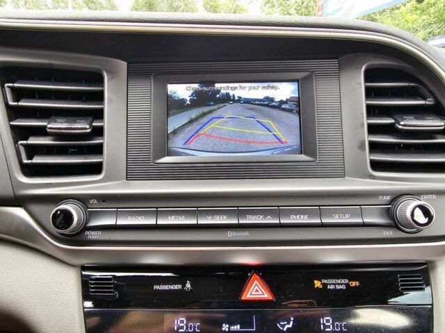 Серый Хендай Элантра, объемом двигателя 2 л и пробегом 24 тыс. км за 16100 $, фото 11 на Automoto.ua