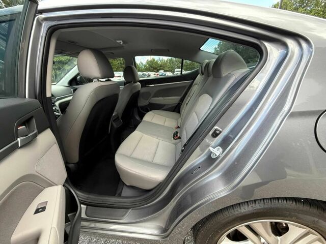 Серый Хендай Элантра, объемом двигателя 2 л и пробегом 33 тыс. км за 5200 $, фото 11 на Automoto.ua